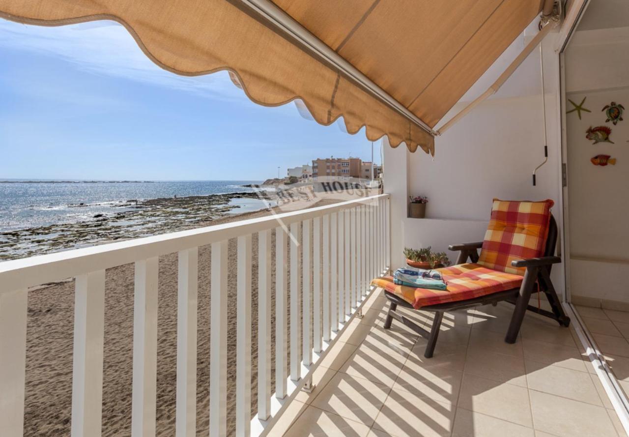 Luxury Apartment In Front Of The Beach Melenara Eksteriør billede